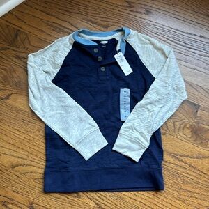 NWT Old Navy youth size 8 Henley
